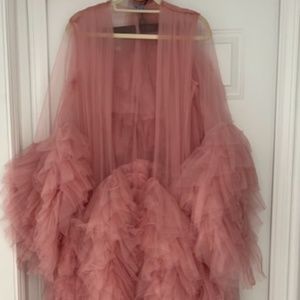 Mauve tulle maternity robe